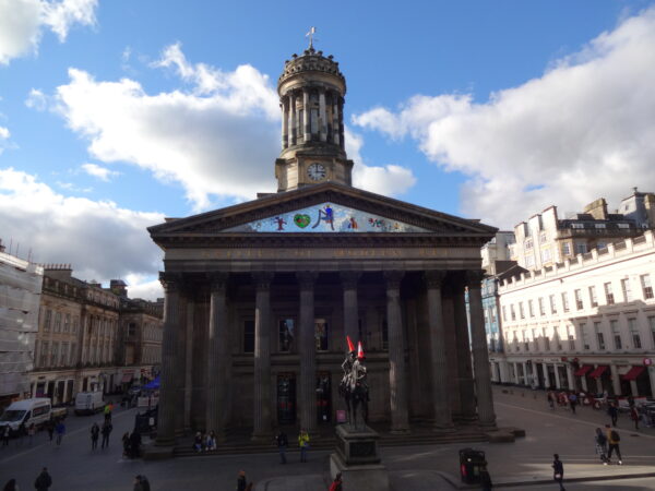 A photograph of the Glasgow Gallery of Modern Art